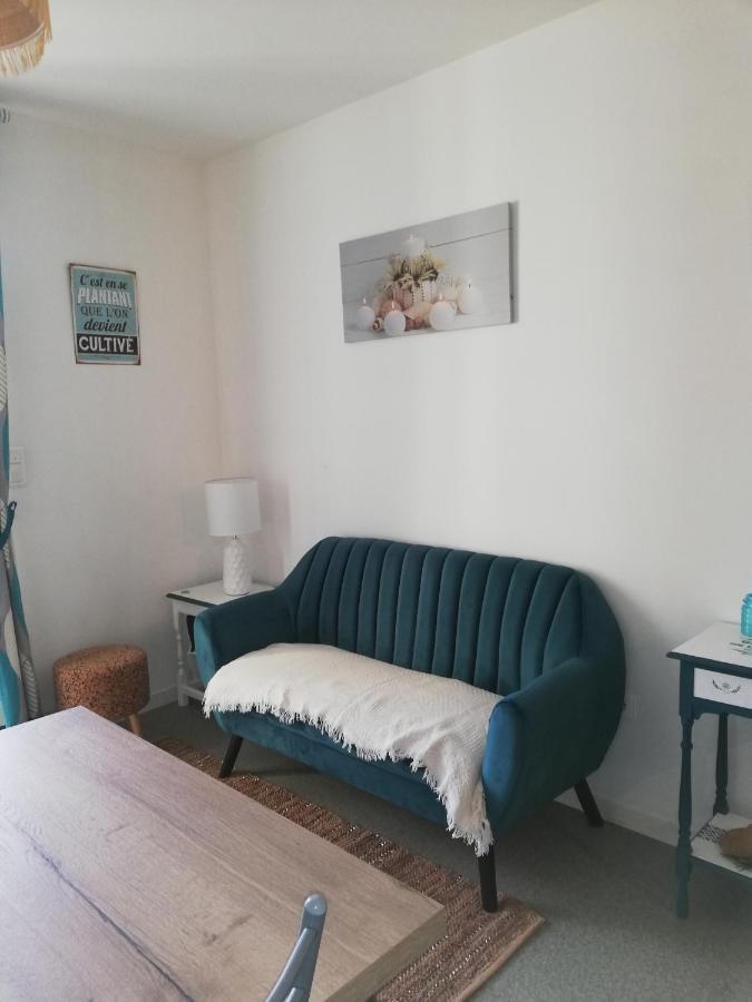 Meubles De Tourisme Le Trianon Et Le Petit Trianon Apartment Saint-Junien Luaran gambar